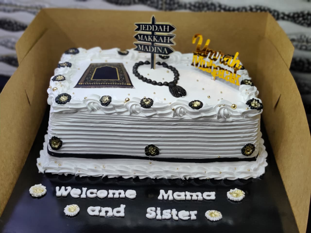 Umarah Mubarak Cake (5lbs)