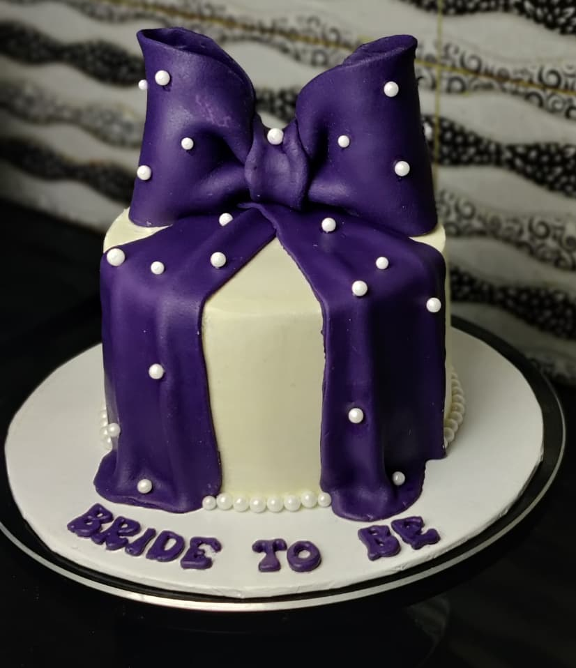 Bride To Be (2.5lbs)